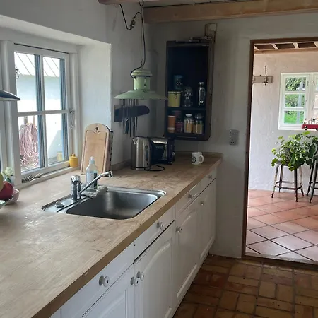 The Fishermen's House - Charming And Close To Villa