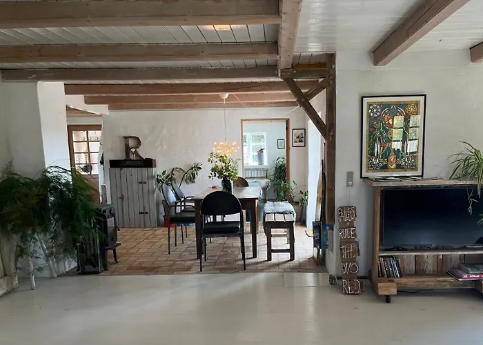 The Fishermen's House - Charming And Close To